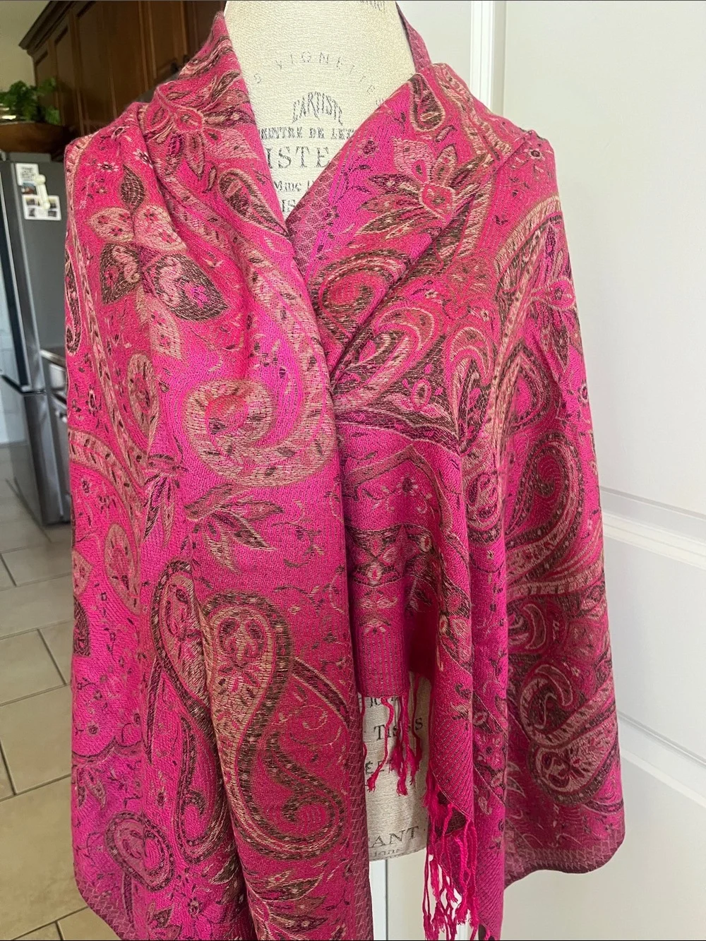 Pink Paisley print pashmina and silk scarf/wrap with fringe. EUC. 28